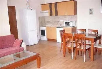 Appartamento Riviera Ravda